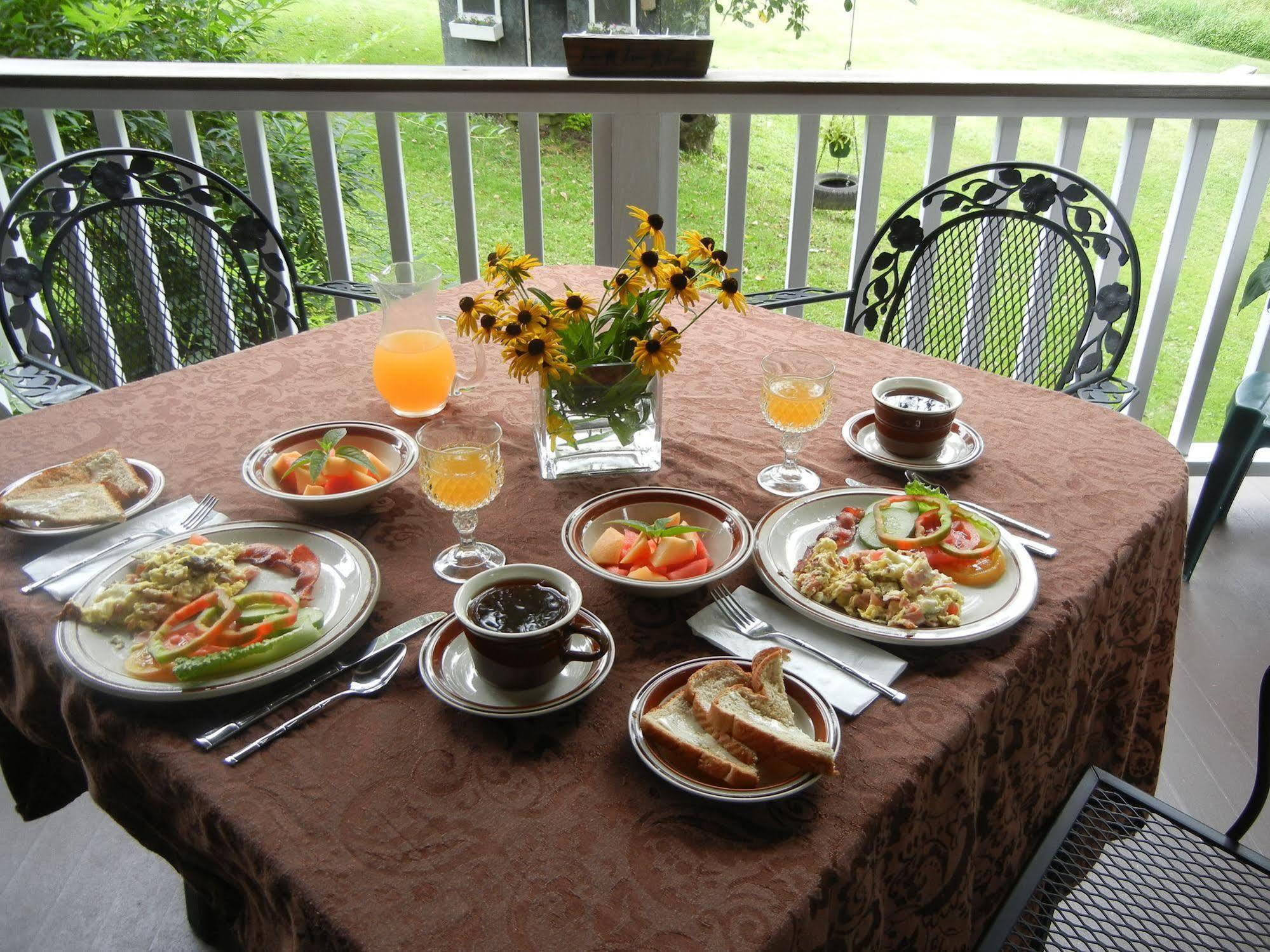 Mill Stone Bed And Breakfast Oley Exterior photo